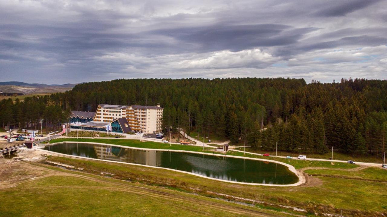 Hotel Borovi Forest Resort & Spa 셰니차 외부 사진