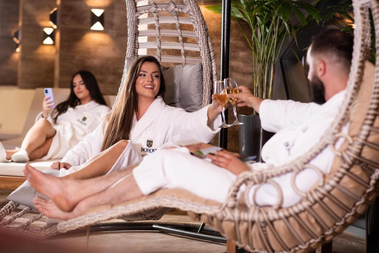 Hotel Borovi Forest Resort & Spa 셰니차 외부 사진
