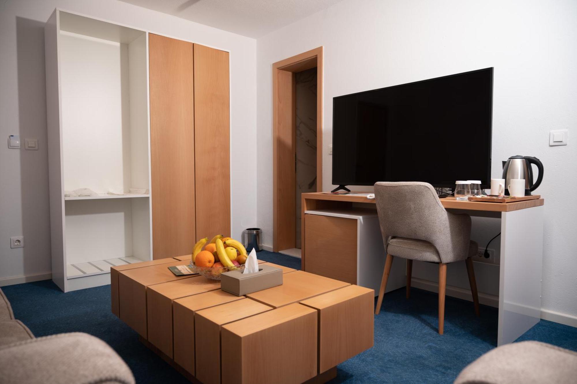 Hotel Borovi Forest Resort & Spa 셰니차 외부 사진